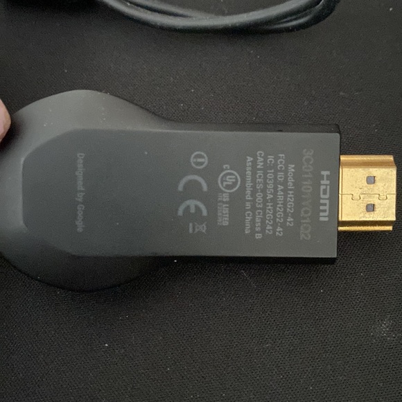 Chrome cast in which you can cast movies TV shows and photos Hardware - Picture 4 of 4